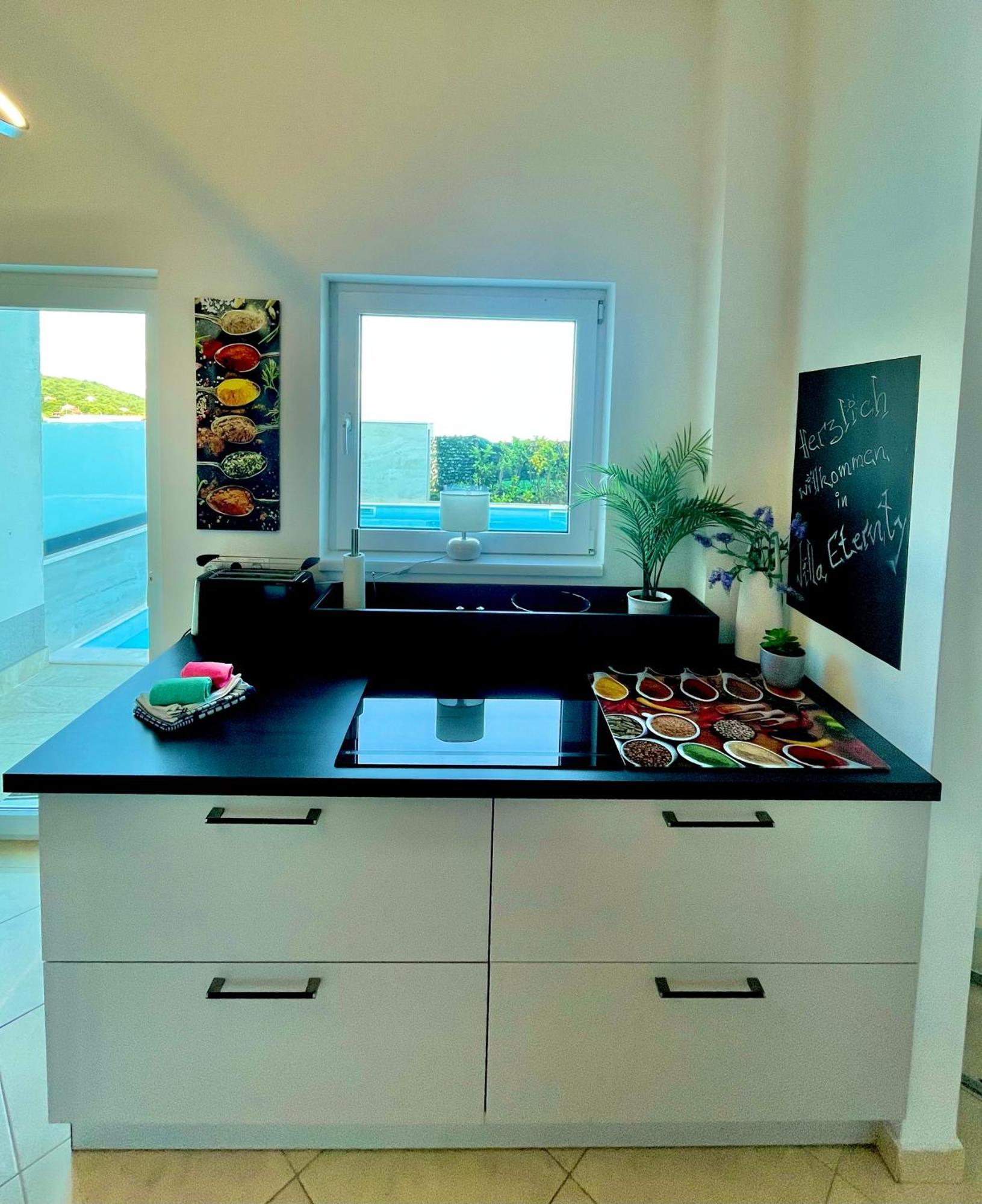 Luxury Villa Eternity - Marvelous Sea View - Box Spring Beds - Opatija-Poljane Экстерьер фото